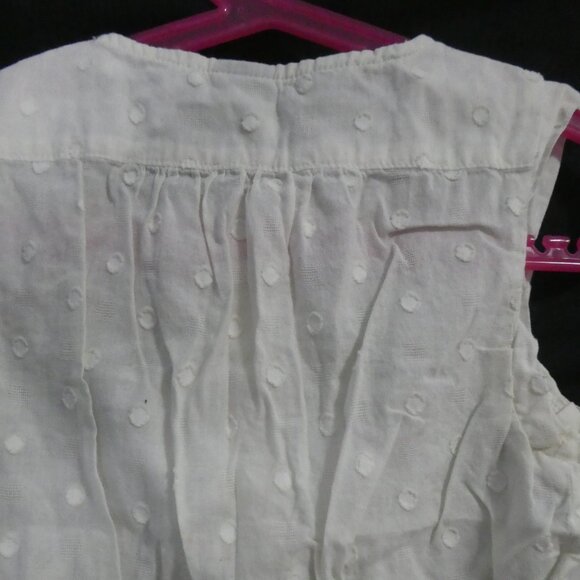 GAP KIDS | xs extra small (4-5) | Sleeveless Cream Button-Up Blouse - Picture 10 of 14